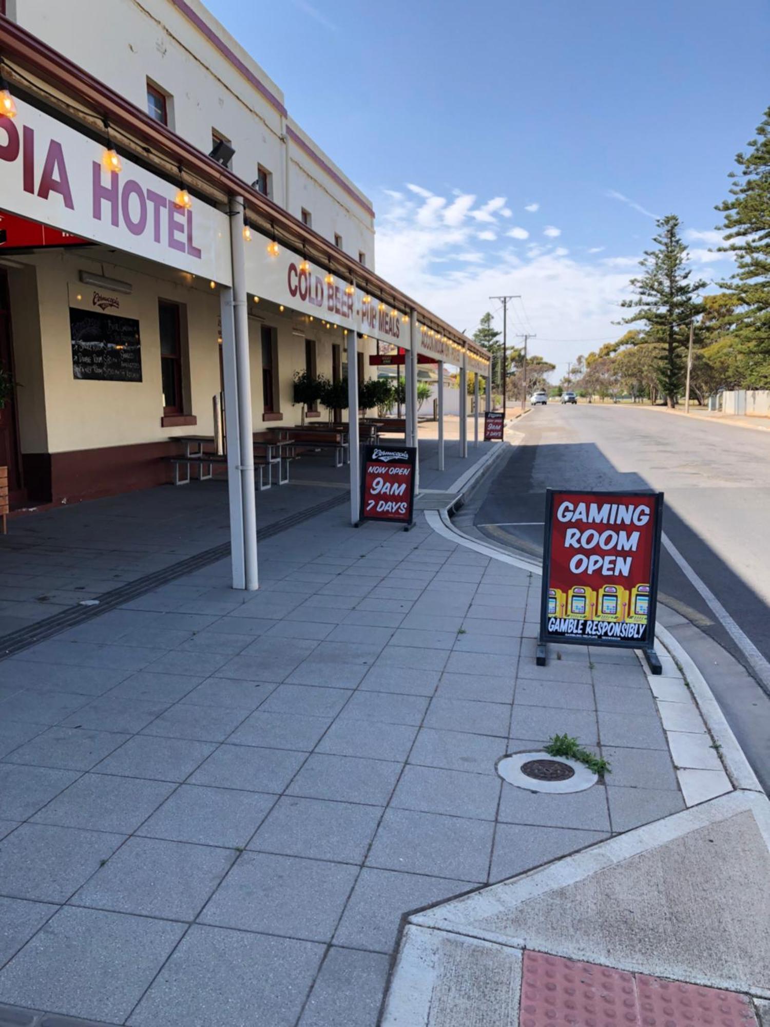 Cornucopia Hotel Wallaroo Exterior photo